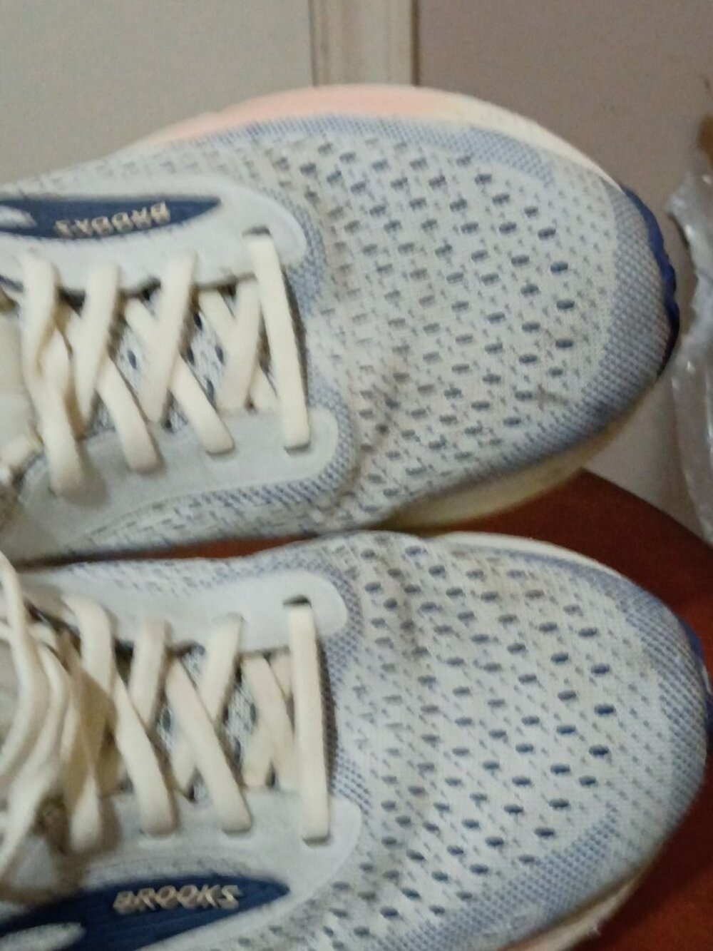 Brooks Women's Adrenaline GTS 24 1204261B140 Gray Running Shoes Size 8 B - Picture 14 of 14